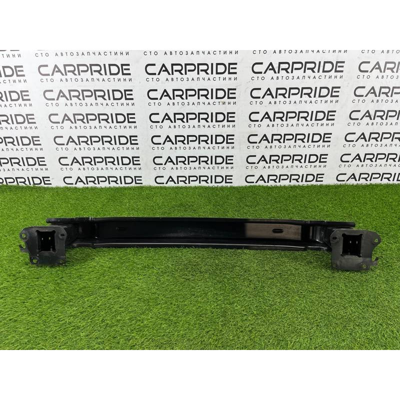 Усилитель бампера (наружные элементы кузова) Volkswagen Passat B8 2016 2.0 tdi 3G0807305E