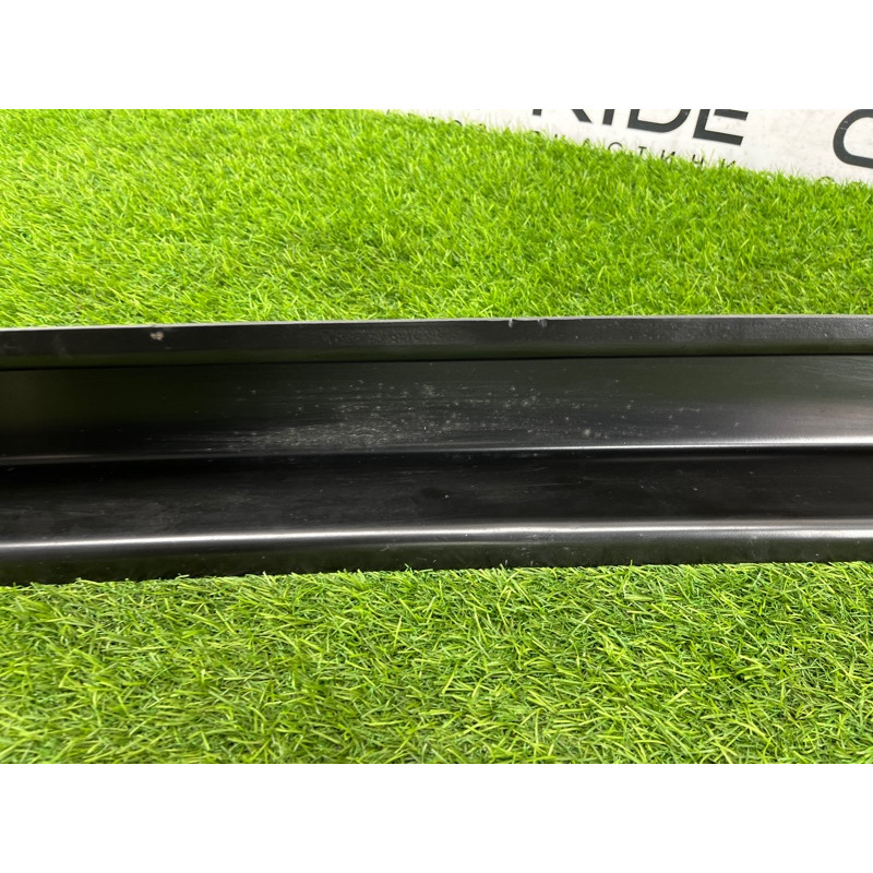 Усилитель бампера (наружные элементы кузова) Volkswagen Passat B8 2016 2.0 tdi 3G0807305E