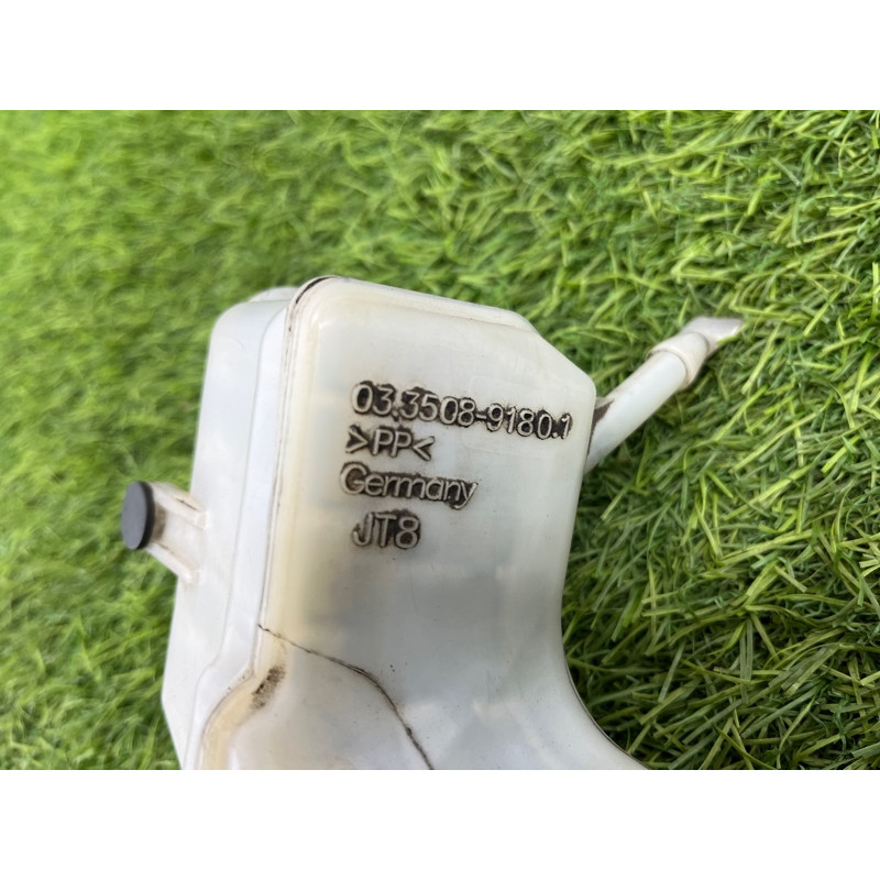 Бачок тормозной жидкости (тормозная система) Volkswagen Passat B8 2016 2.0 tdi 5Q2611301C