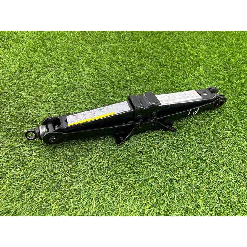 Домкрат (аксессуары) Volkswagen Passat B8 2016 2.0 tdi 3Q0011031A