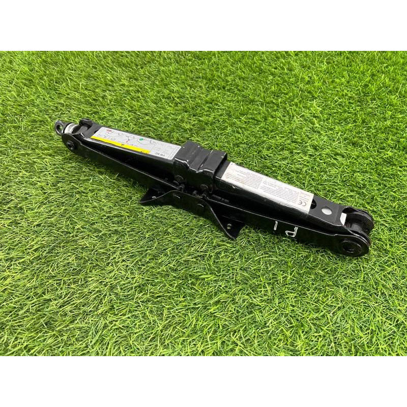 Домкрат (аксессуары) Volkswagen Passat B8 2016 2.0 tdi 3Q0011031A