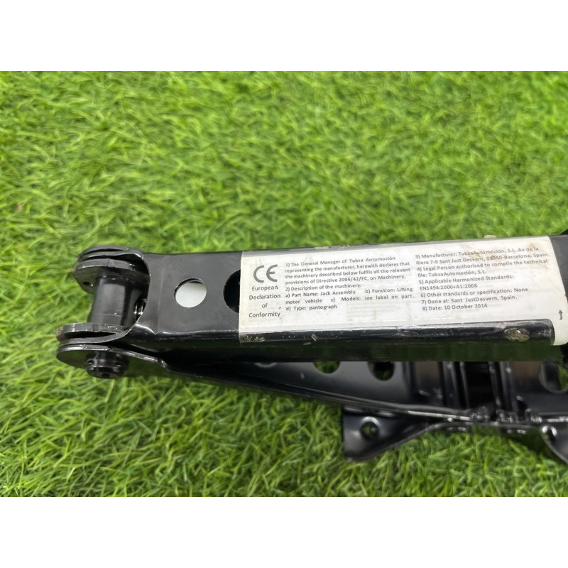 Домкрат (аксессуары) Volkswagen Passat B8 2016 2.0 tdi 3Q0011031A