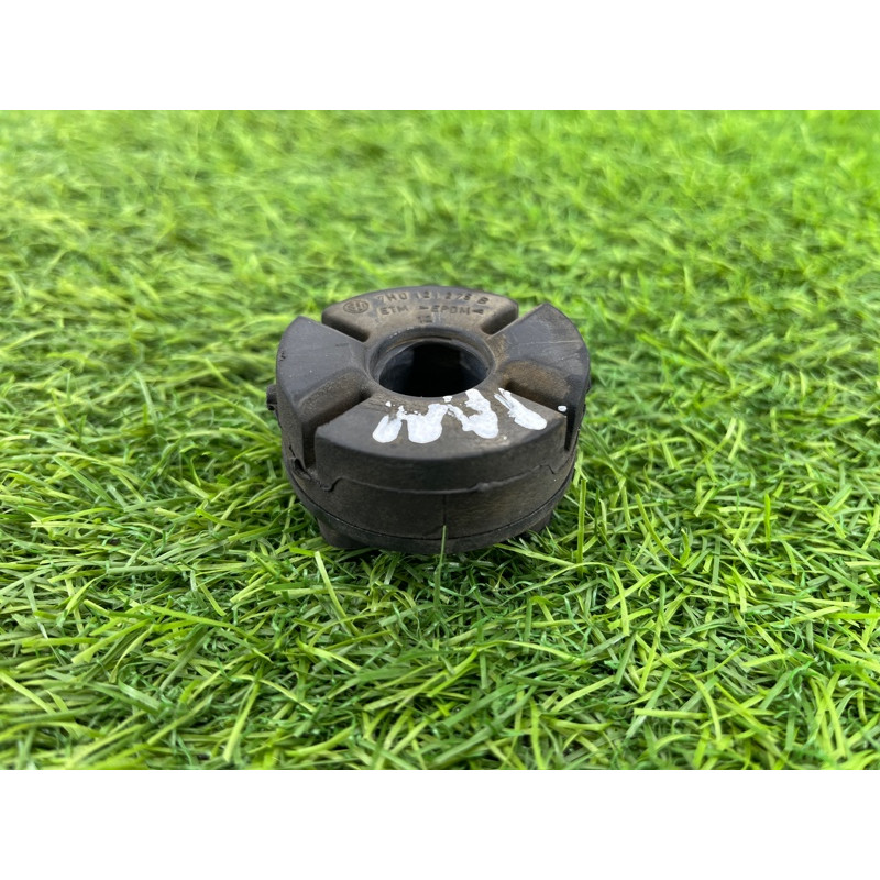 Крепление радиатора (кузов и элементы) Volkswagen Amarok 2H 2012 2.0 7H0121275B