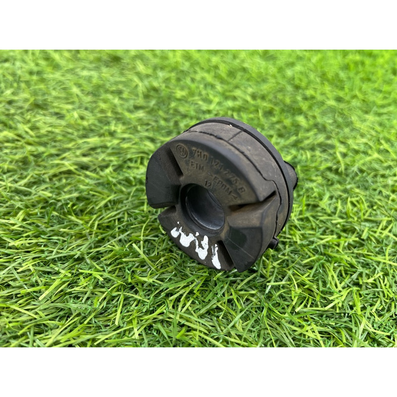 Крепление радиатора (кузов и элементы) Volkswagen Amarok 2H 2012 2.0 7H0121275B