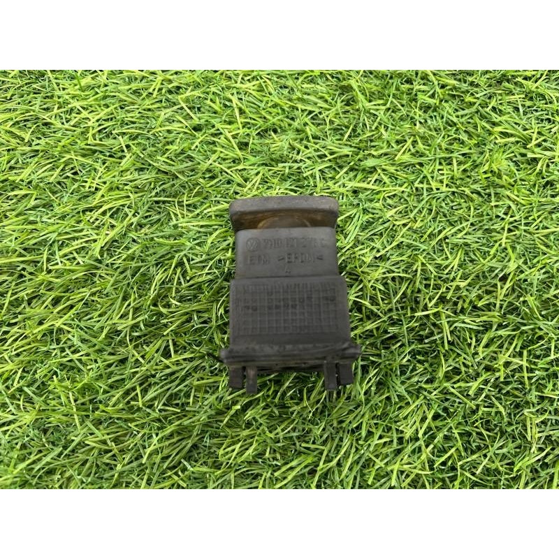 Крепление радиатора (кузов и элементы) Volkswagen Amarok 2H 2012 2.0 7h0121276c