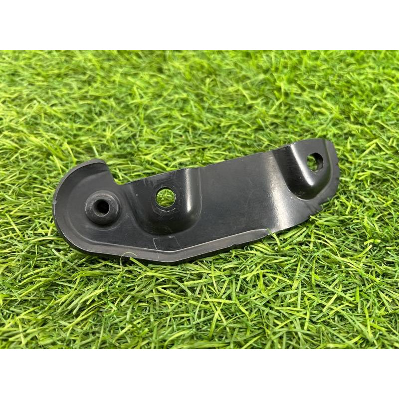 Крепление амортизатора багажника (кузов и элементы) Volkswagen Passat B8 2016 2.0 tdi 3g9827428