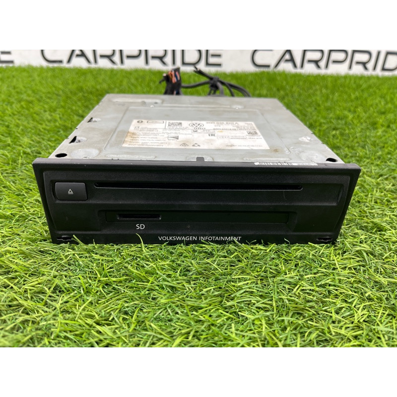 Магнитофон (электрика) Volkswagen Passat B8 2016 2.0 tdi 3Q0035820A