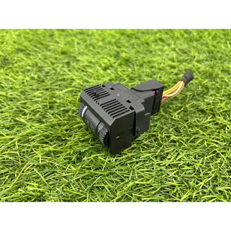 Кнопка корректора фар (электрика / кнопки) Volkswagen Amarok 2H 2012 2.0 2H0941333A9B9