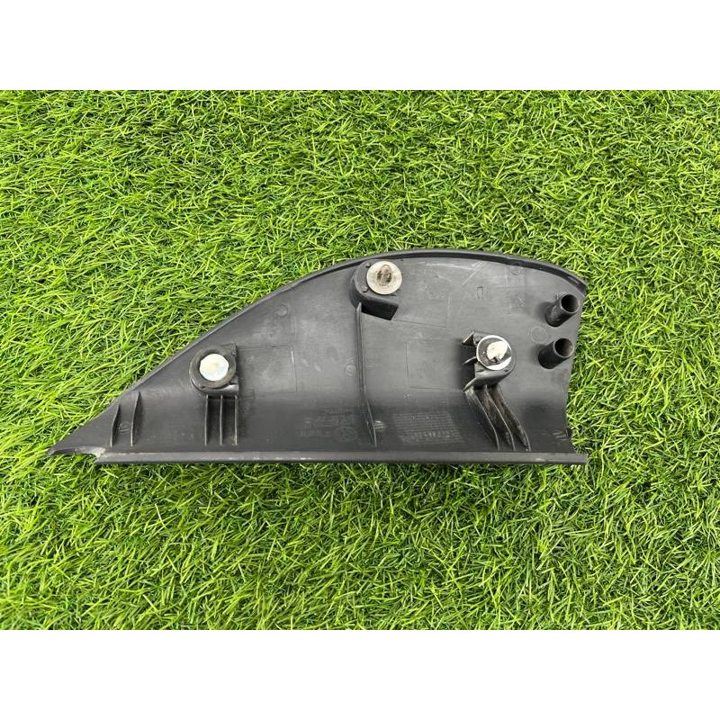 Молдинг двери (уголок) внутренний (кузов и элементы) Volkswagen Amarok 2H 2012 2.0 2H0837994C9B9