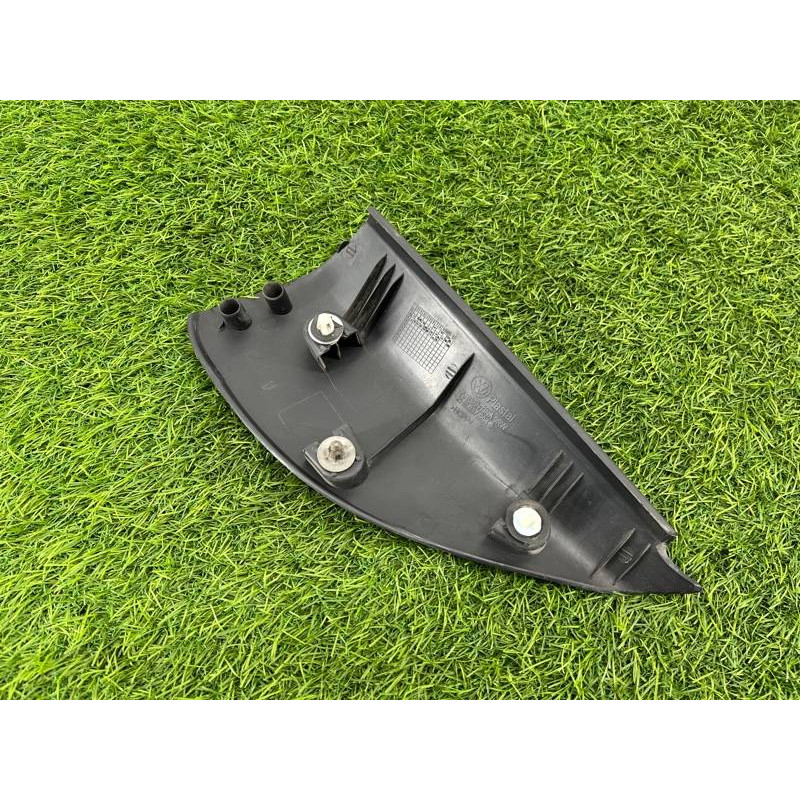 Молдинг двери (уголок) внутренний (кузов и элементы) Volkswagen Amarok 2H 2012 2.0 2H0837994C9B9