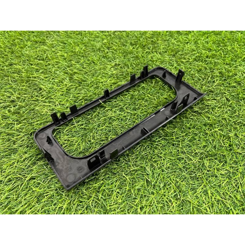 Декоративная накладка торпедо (салон) Volkswagen Amarok 2H 2012 2.0 2H0857326A9B9