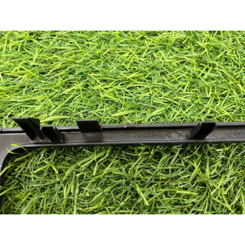 Декоративная накладка торпедо (салон) Volkswagen Amarok 2H 2012 2.0 2H0857326A9B9