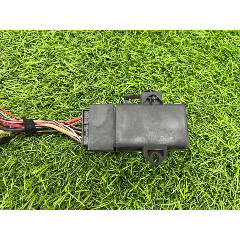 Блок управления подогревом сидения (электрика / блок управления) Volkswagen Amarok 2H 2012 2.0 6R0959772A