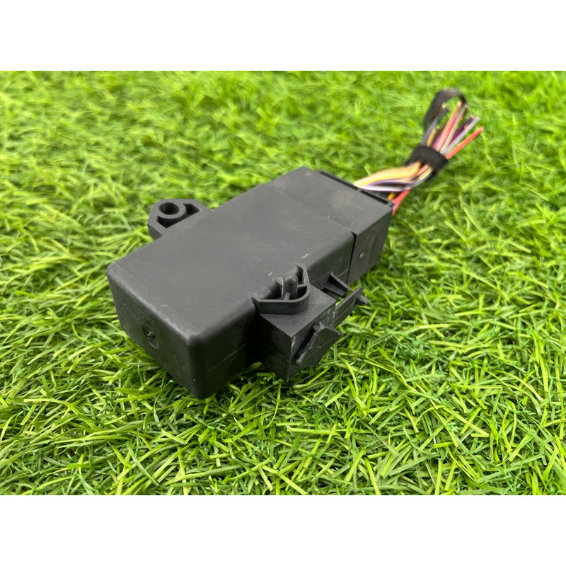 Блок управления подогревом сидения (электрика / блок управления) Volkswagen Amarok 2H 2012 2.0 6R0959772A