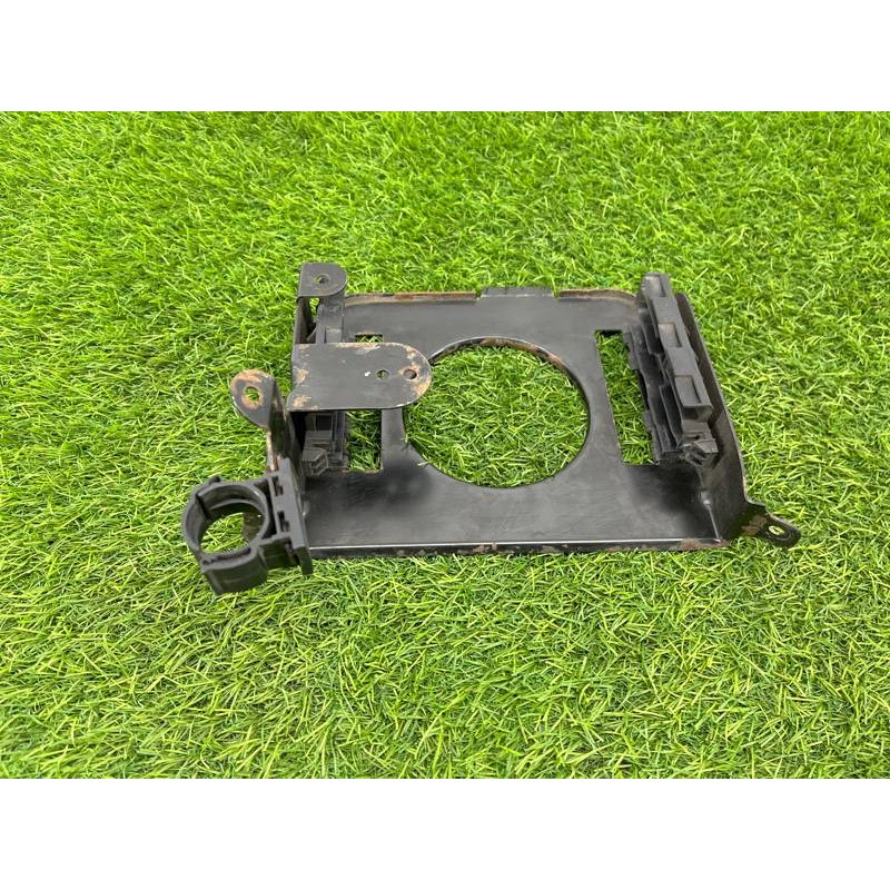 Кронштейн блока управления (кузов и элементы) Volkswagen Amarok 2H 2012 2.0 2H0907645A