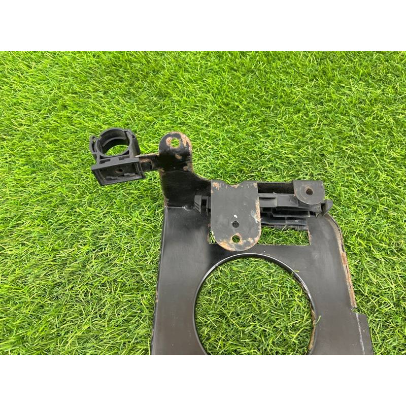 Кронштейн блока управления (кузов и элементы) Volkswagen Amarok 2H 2012 2.0 2H0907645A