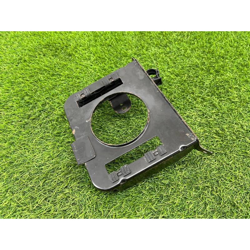 Кронштейн блока управления (кузов и элементы) Volkswagen Amarok 2H 2012 2.0 2H0907645A