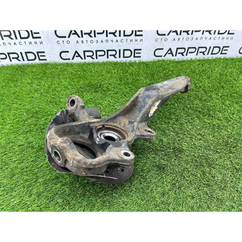 Поворотный кулак (подвеска) Volkswagen Amarok 2H 2012 2.0 2H0407257D