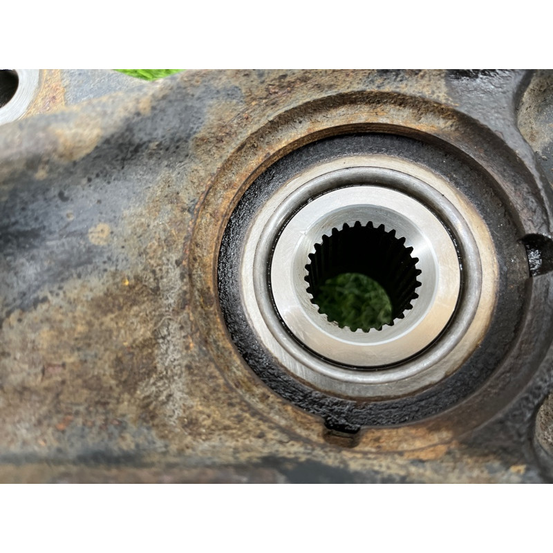 Поворотный кулак (подвеска) Volkswagen Amarok 2H 2012 2.0 2H0407257D