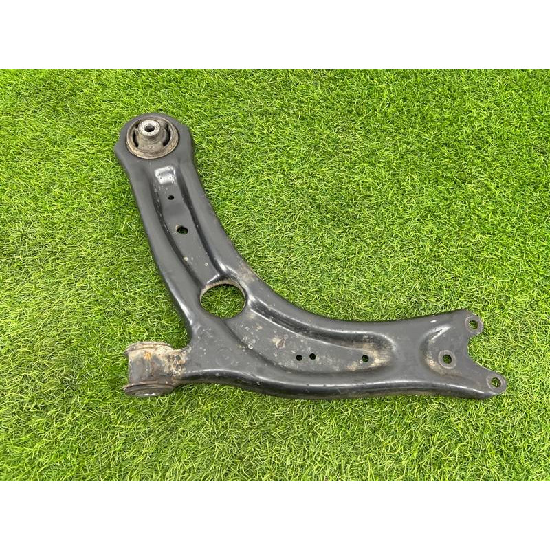 Рычаг подвески (подвеска) Volkswagen Passat B8 2016 2.0 tdi 3Q0407151E