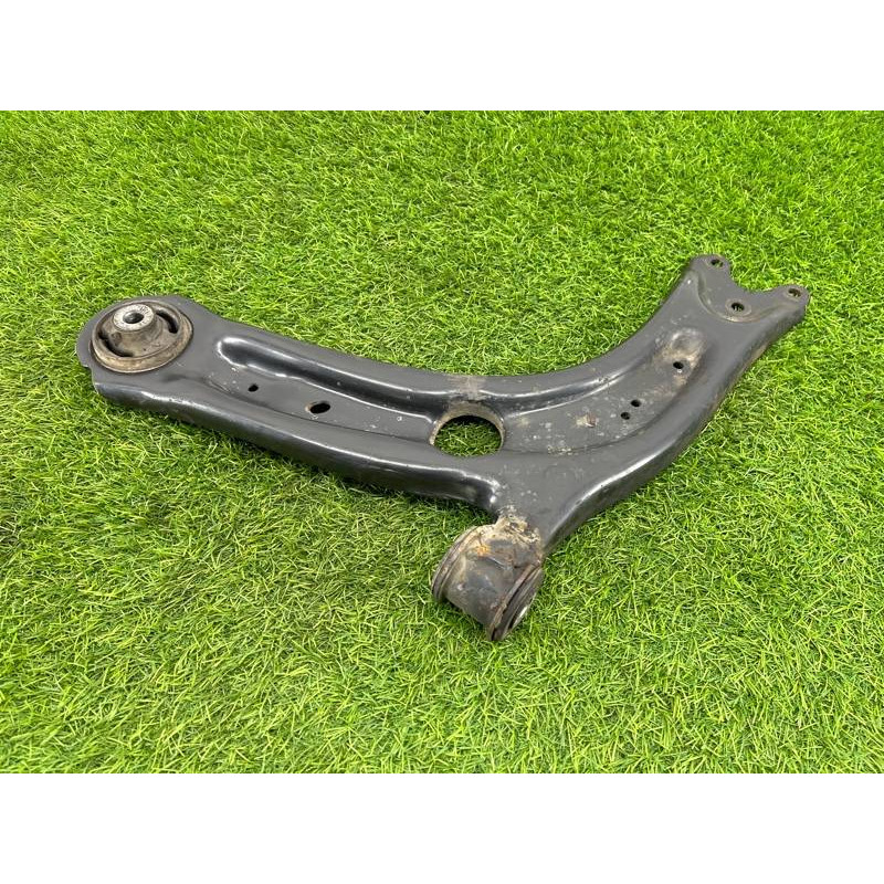 Рычаг подвески (подвеска) Volkswagen Passat B8 2016 2.0 tdi 3Q0407151E