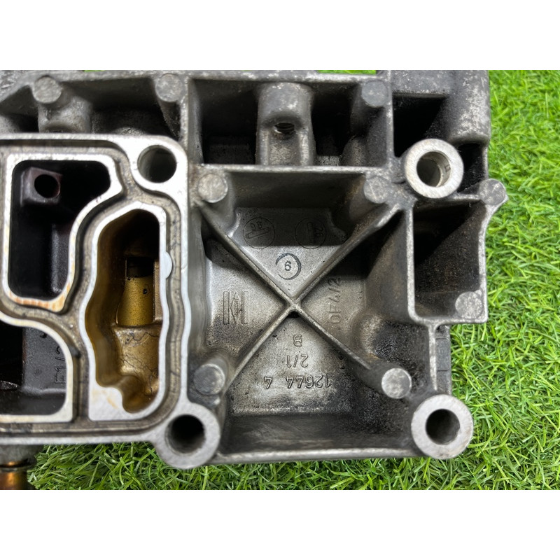 Корпус масляного фильтра (двигатель и элементы) BMW 3-series E36 11421738640