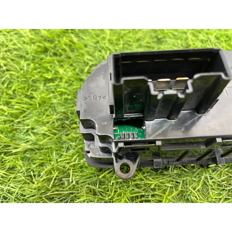 Блок управления климат-контролем (электрика / блок управления) FORD Focus MK3 2015 2.0 F1EZ-19980-T