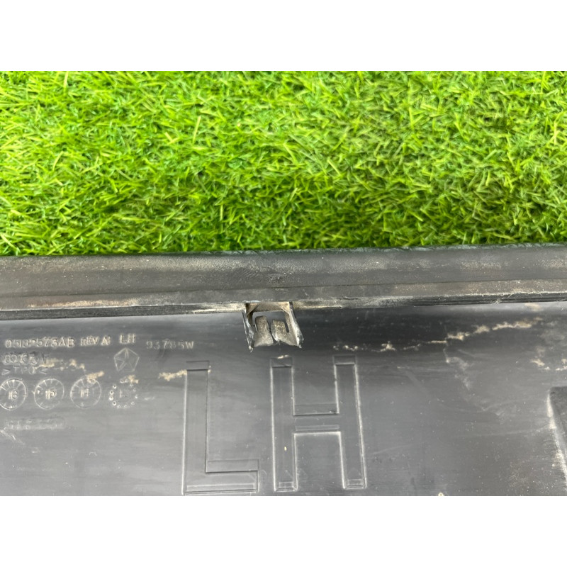 Накладка на порог (кузов и элементы) Jeep Compass MK49 2014 2.4 05182573ab