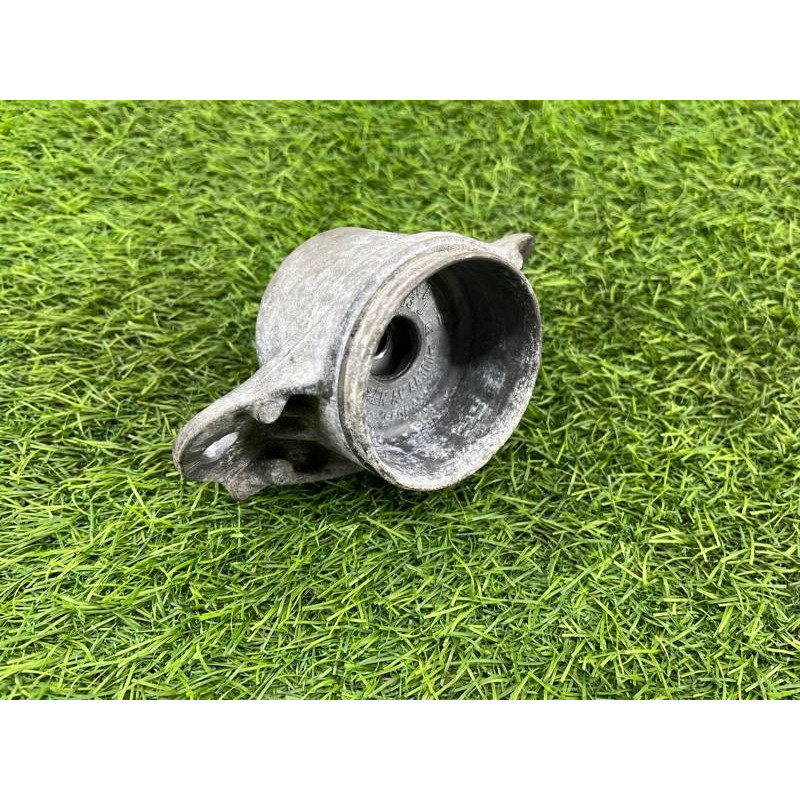 Опора стойки (подвеска) Volkswagen Passat B8 2016 2.0 tdi 5Q0513353J