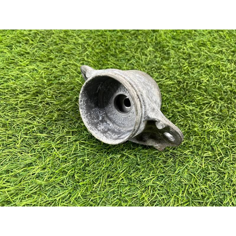 Опора стойки (подвеска) Volkswagen Passat B8 2016 2.0 tdi 5Q0513353J