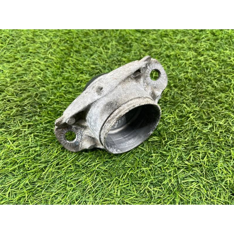 Опора стойки (подвеска) Volkswagen Passat B8 2016 2.0 tdi 5Q0513353J