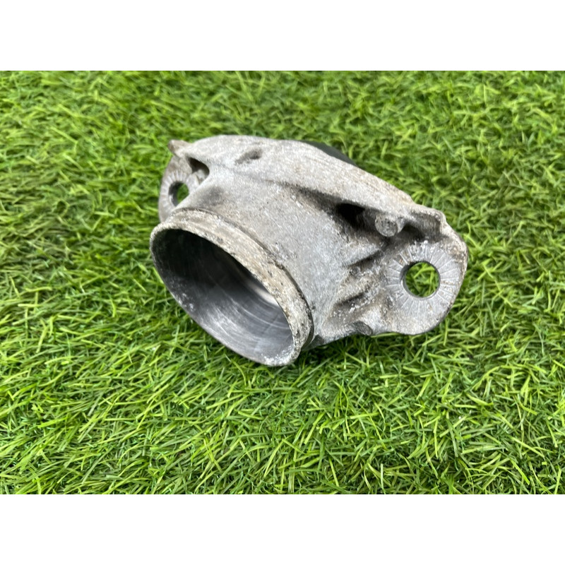 Опора стойки (подвеска) Volkswagen Passat B8 2016 2.0 tdi 5Q0513353J