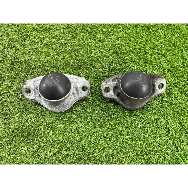 Опора стойки (подвеска) Volkswagen Passat B8 2016 2.0 tdi 5Q0513353J