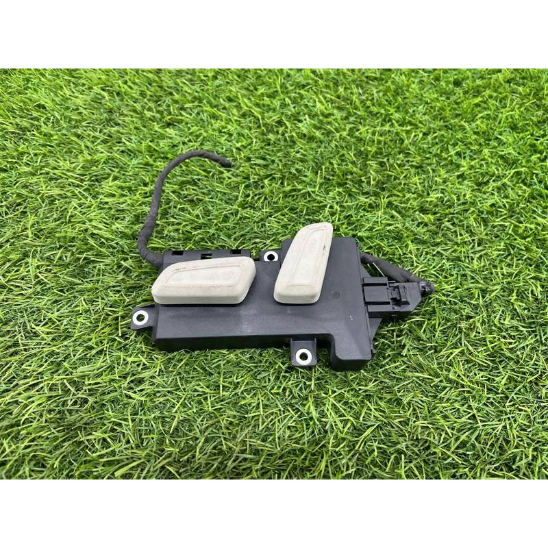 блок регулировки сидения (закрытая категория) Audi Q5 8R 8k0959747