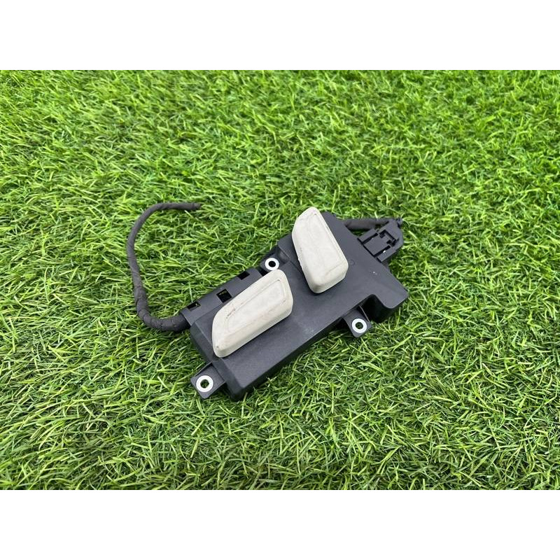 блок регулировки сидения (закрытая категория) Audi Q5 8R 8k0959747