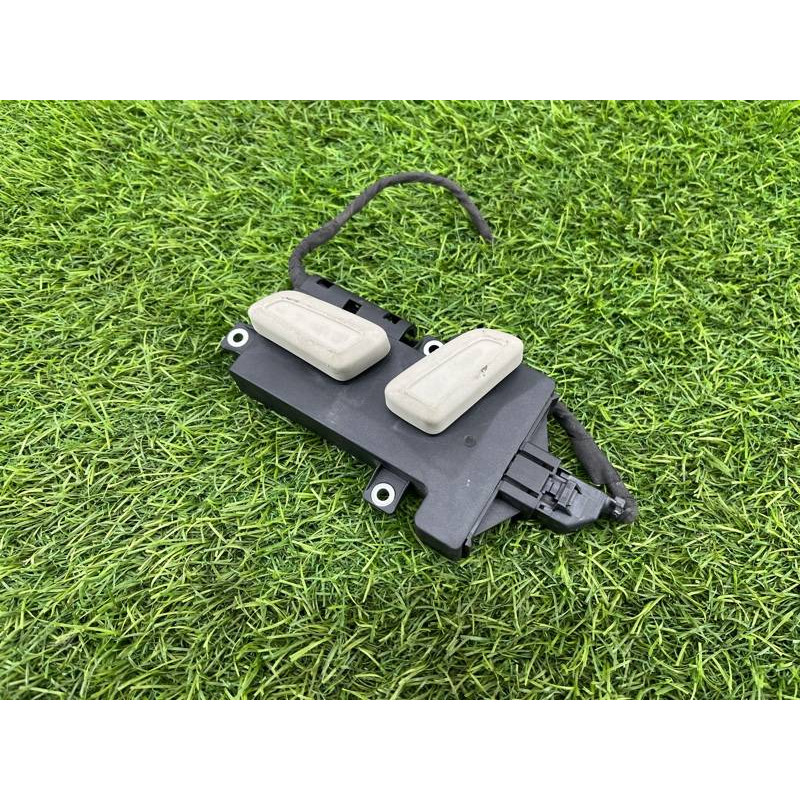 блок регулировки сидения (закрытая категория) Audi Q5 8R 8k0959747