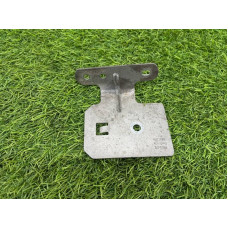 Кронштейн сирены сигнализации