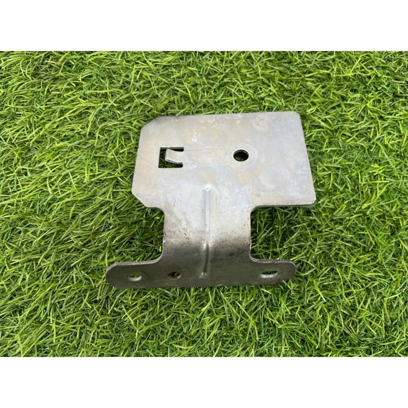 Кронштейн сирены сигнализации (кузов и элементы) Volkswagen Passat B8 2016 2.0 tdi 3G0951227A