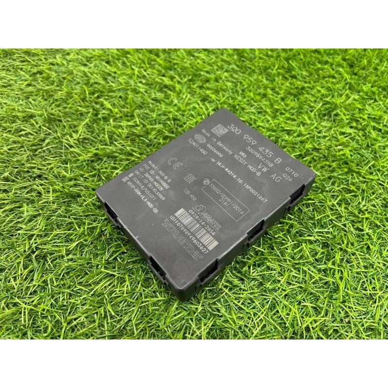 Блок бесключевого доступа (электрика / блок управления) Volkswagen Passat B8 2016 2.0 tdi 3Q0959435M