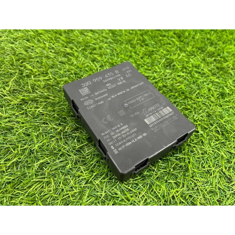 Блок бесключевого доступа (электрика / блок управления) Volkswagen Passat B8 2016 2.0 tdi 3Q0959435M