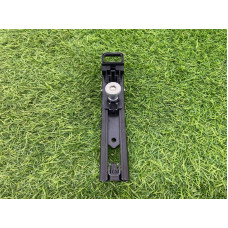 Кронштейн ремня безопасности