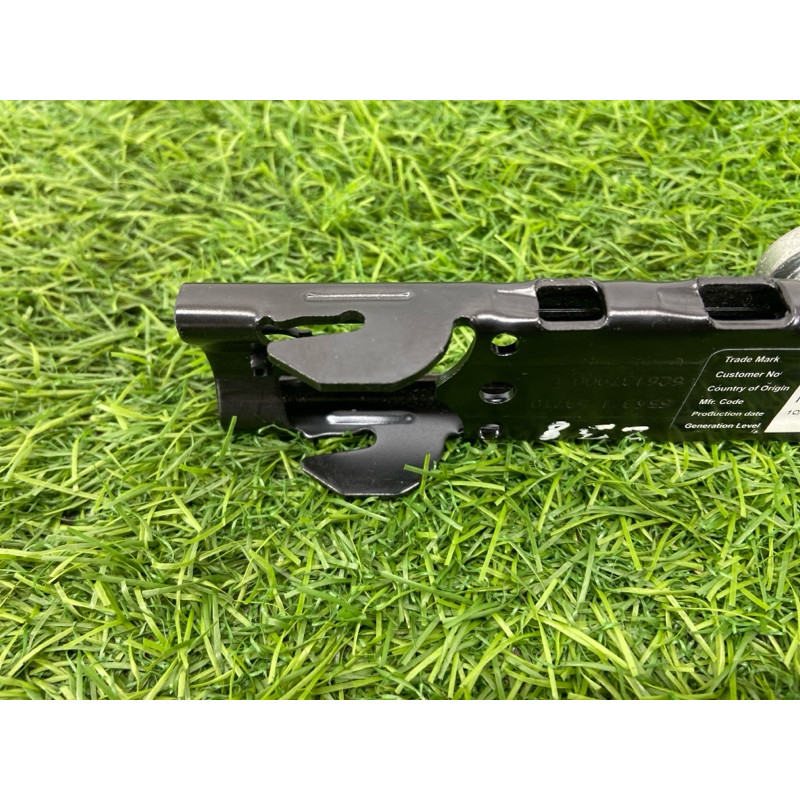 Кронштейн ремня безопасности (салон) Volkswagen Passat B8 2016 2.0 tdi 4M0857819