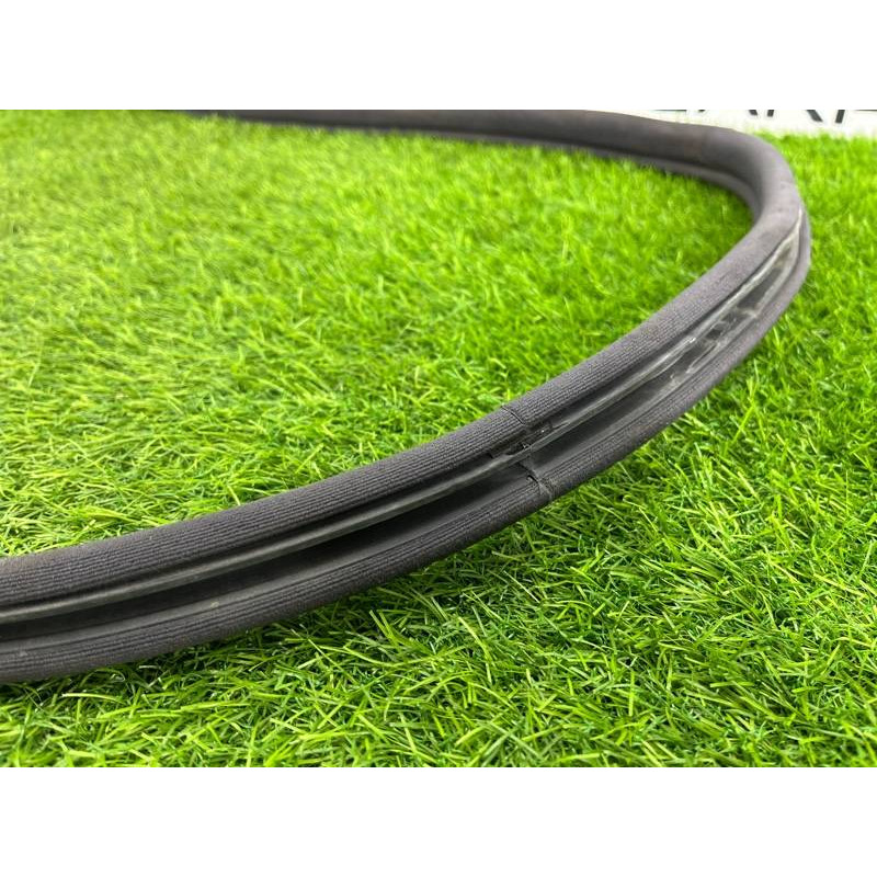 Уплотнитель проема двери (кузов и элементы) Mercedes-Benz C-class W203 1.8 M111.951