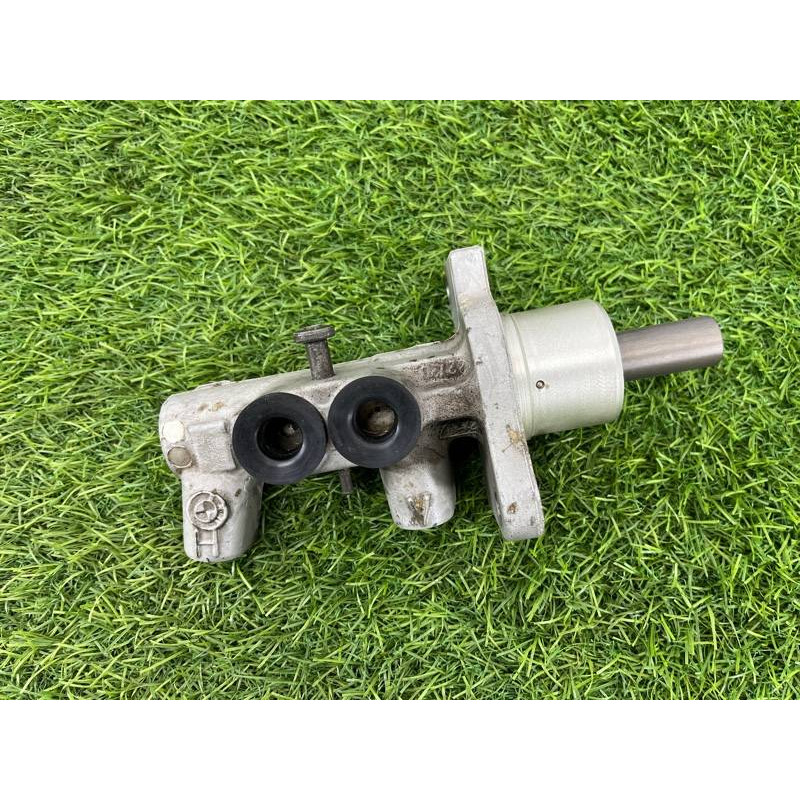 Главный тормозной цилиндр (тормозная система) BMW 3-series E46