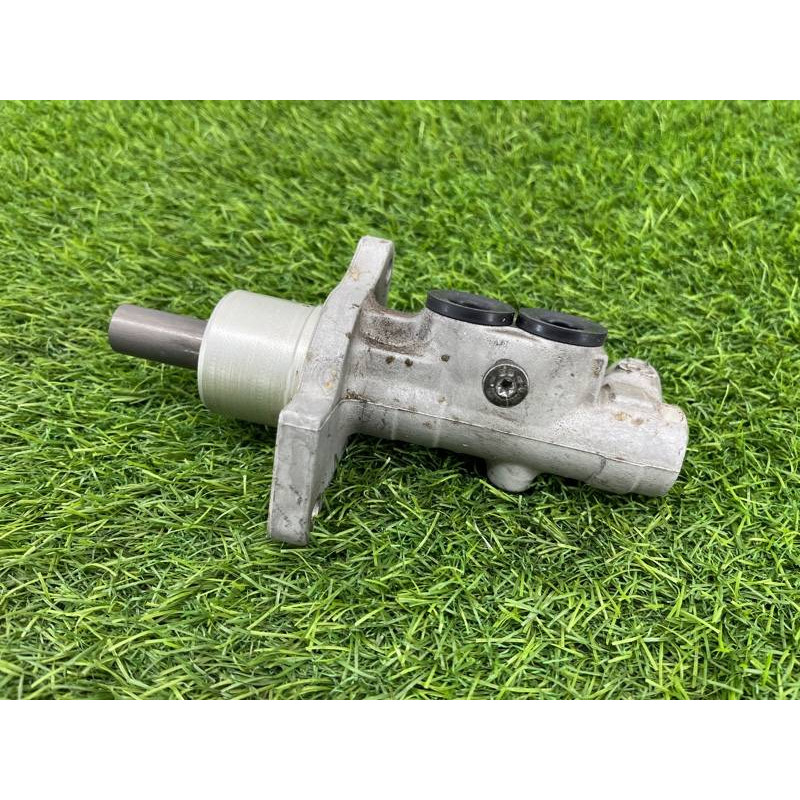 Главный тормозной цилиндр (тормозная система) BMW 3-series E46