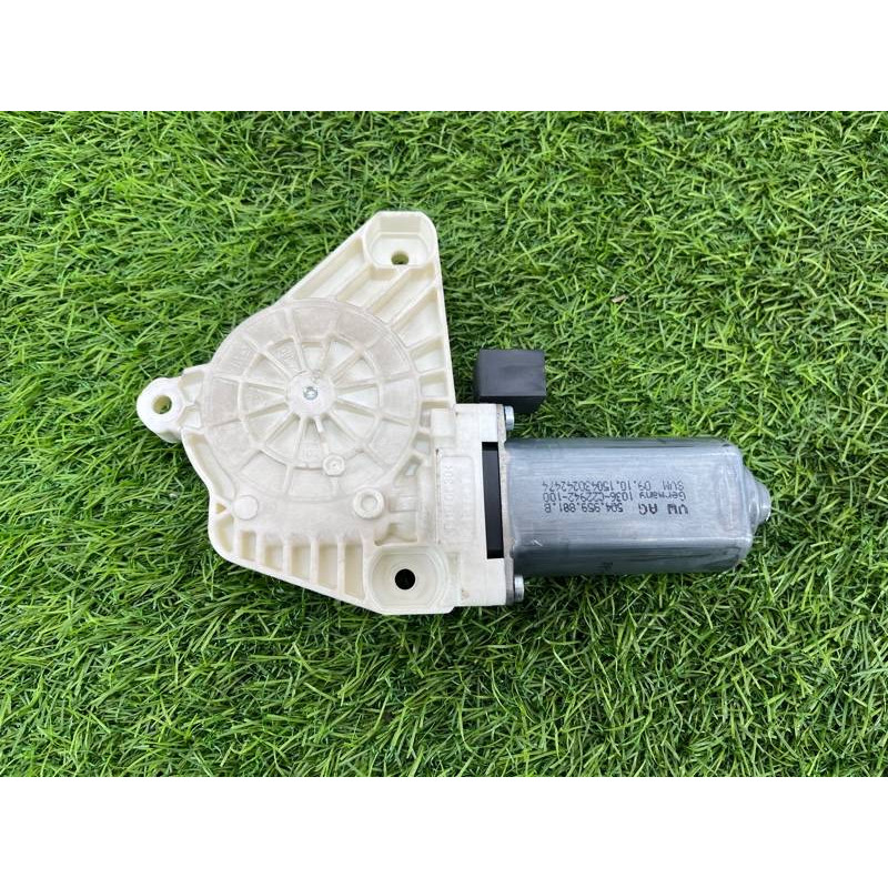 Мотор стеклоподъемника (электрика) Volkswagen Passat B8 2016 2.0 tdi 4K0959801