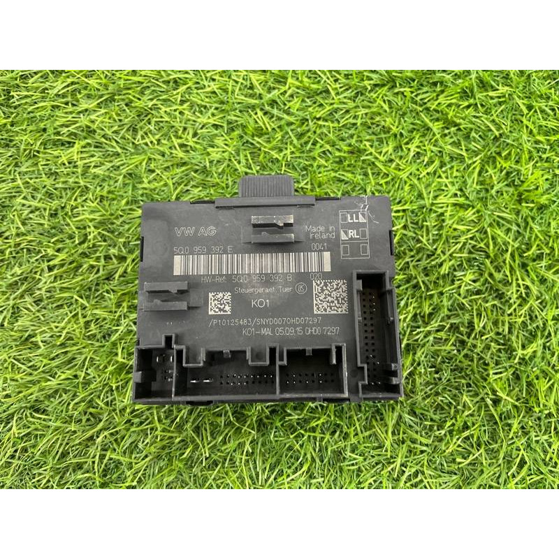 Блок управления дверьми (электрика / блок управления) Volkswagen Passat B8 2016 2.0 tdi 5Q0959592EZ00