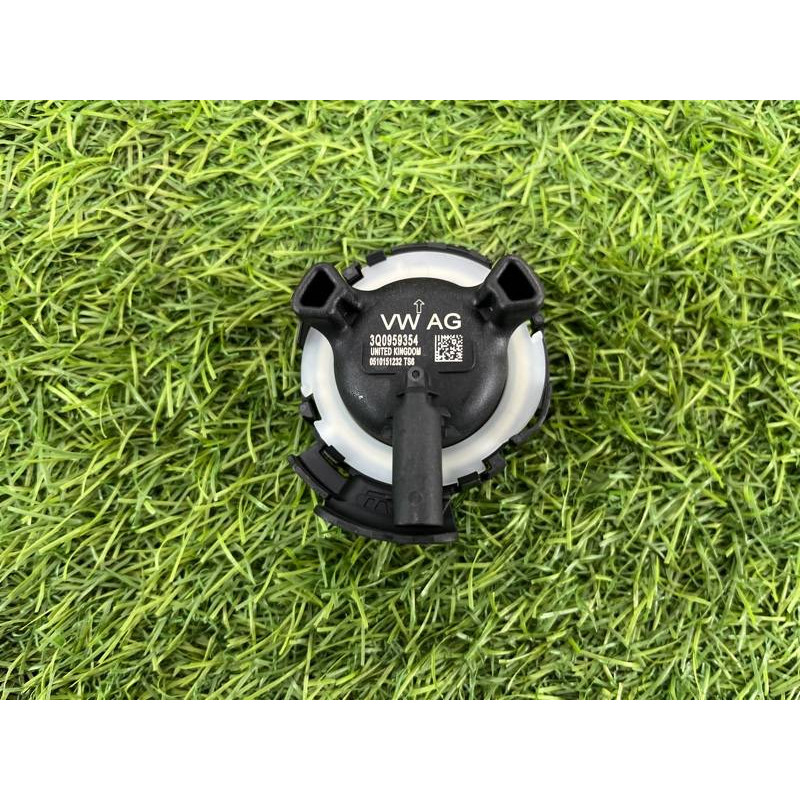 Датчик удара (электрика / датчики) Volkswagen Passat B8 2016 2.0 tdi 3Q0959354A