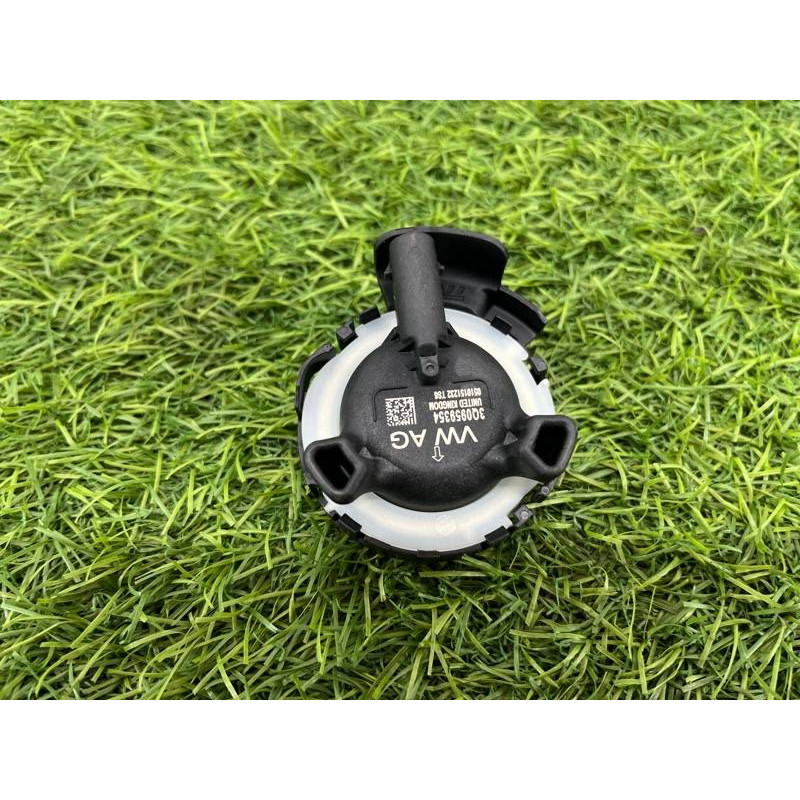 Датчик удара (электрика / датчики) Volkswagen Passat B8 2016 2.0 tdi 3Q0959354A