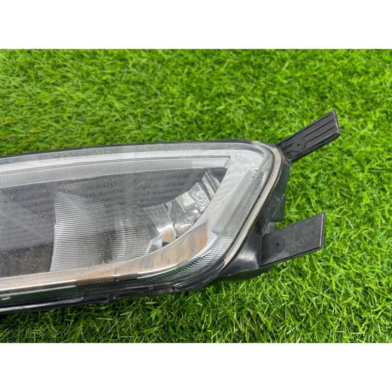 Фара противотуманная (оптика) Volkswagen Passat B8 2016 2.0 tdi 3g0941662g